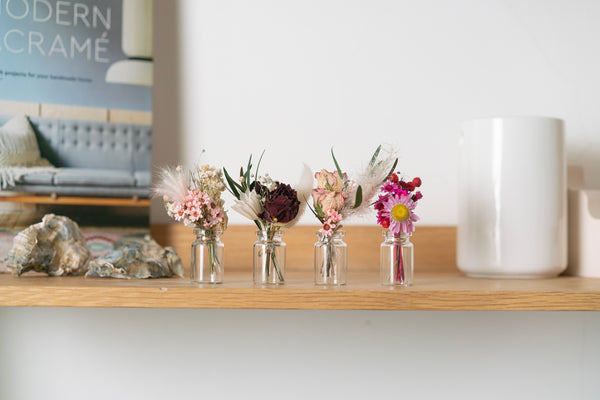 How to prevent and clean mould on dried flowers